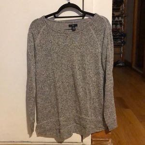 Gray long sleeved tshirt